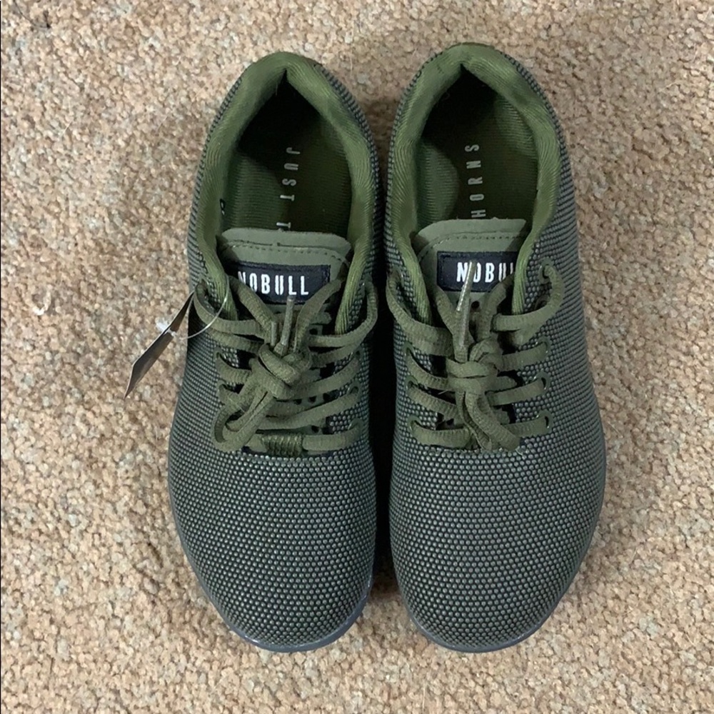 Brand new no bull super fabric trainers size 7